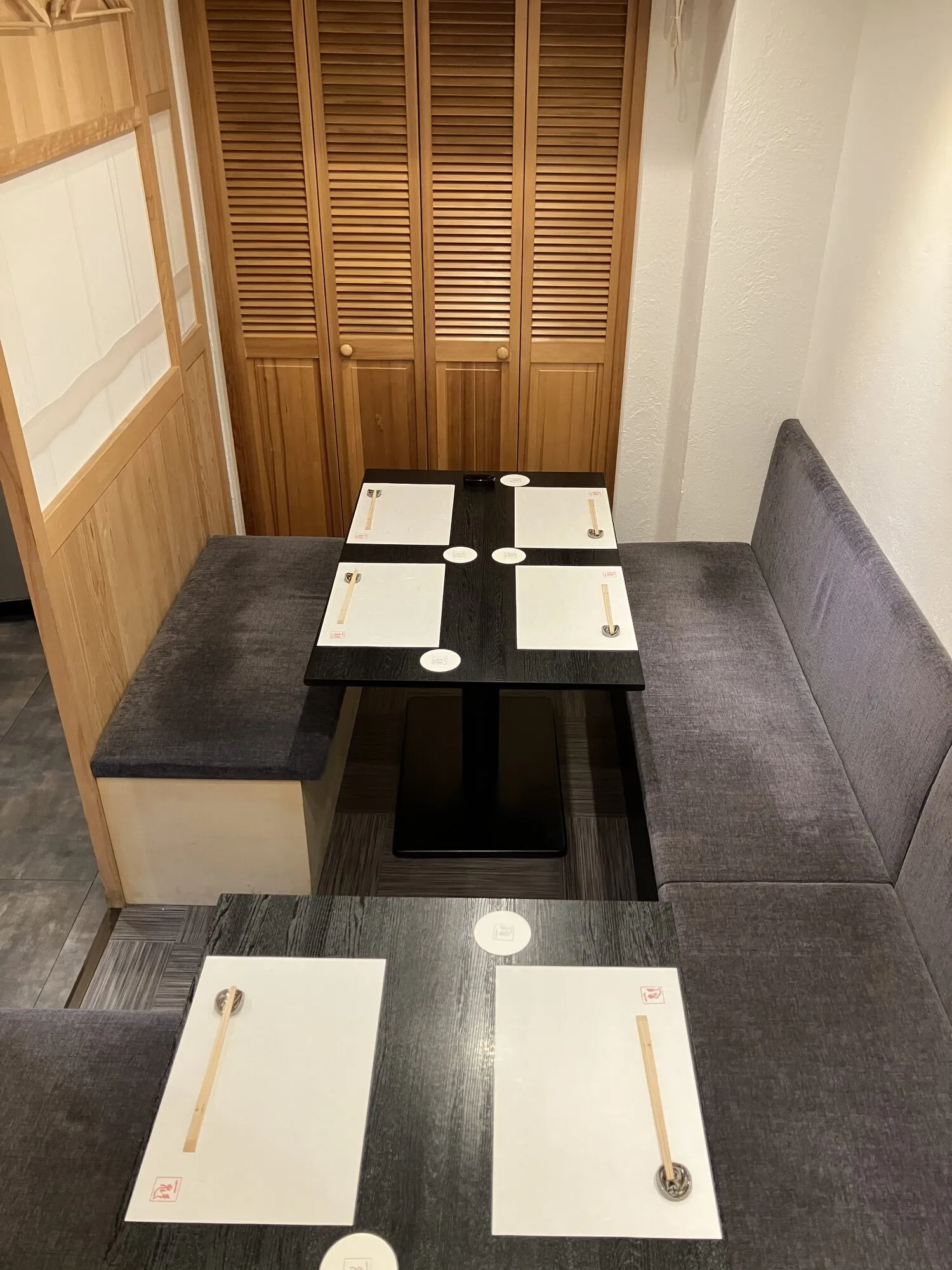 落ち着いた和の空間で
大切な方との接待・会食