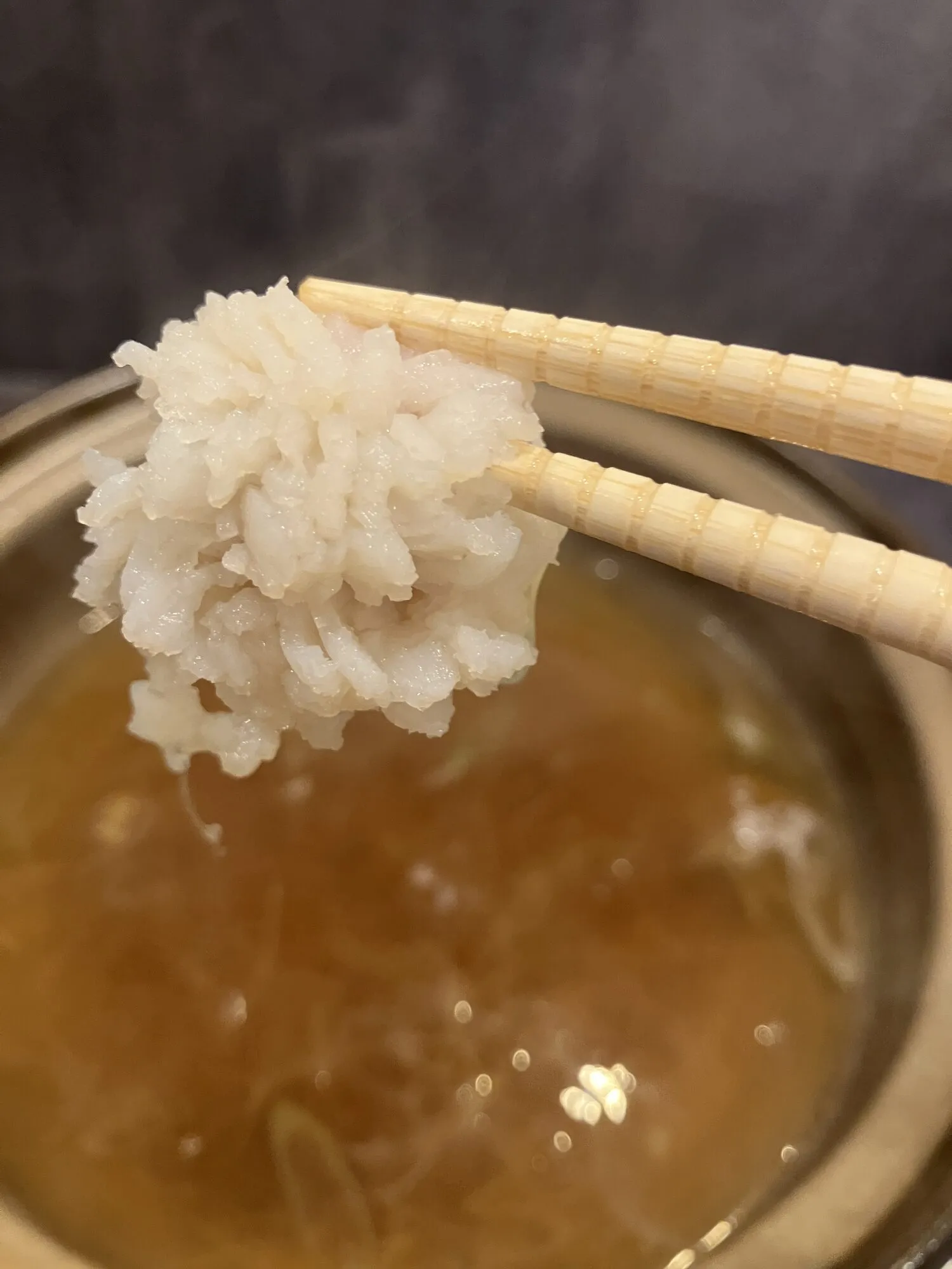 丁寧な手仕事が生み出す
こだわりの絶品出汁